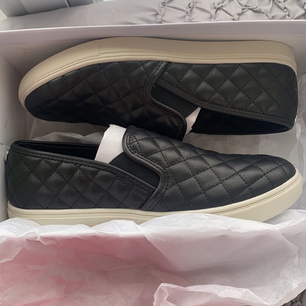 Steve Madden Slip On Sneakers Size 9